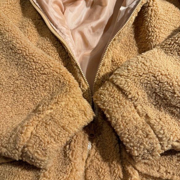 Mark Edwards Studio Women's Tan Teddy casual coat; Size L - Picture 7 of 7